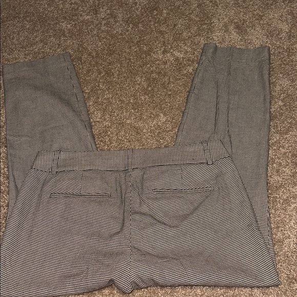 J. Crew Houndstooth Pixie Pants - size 6. B9 - Picture 5 of 8